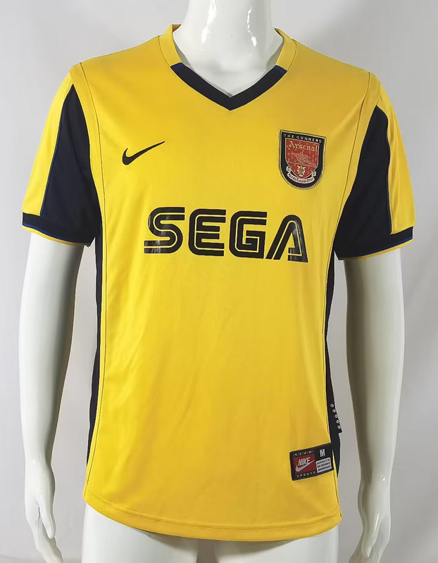 00-01 Arsenal Away